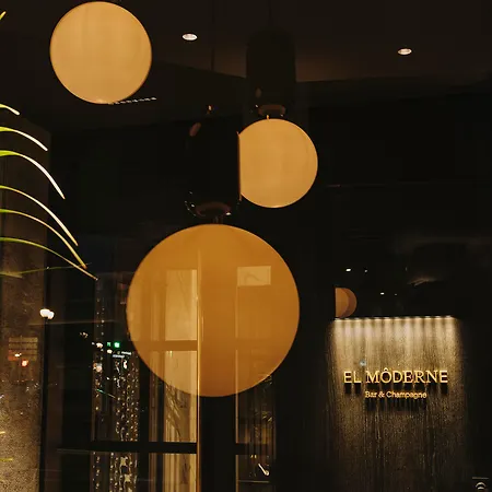 호텔 El Moderne
